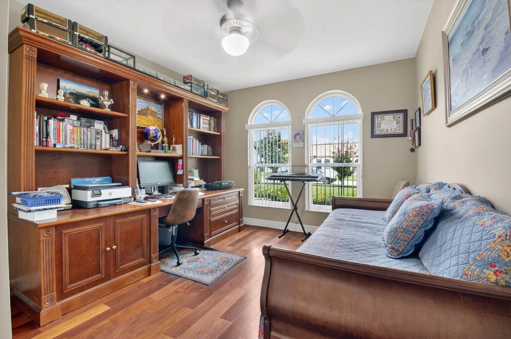 2931 NW 25th Way, Boca Raton, FL 33434