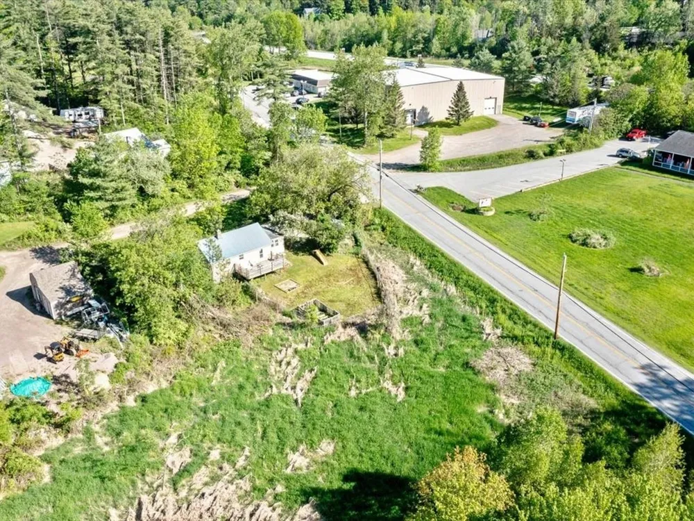214 Jasper Mine Rd, Colchester, VT 05446