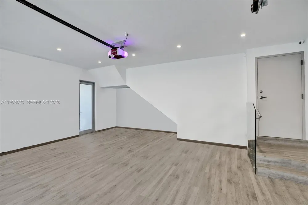 9301 N Bayshore Dr, Miami Shores, FL 33138