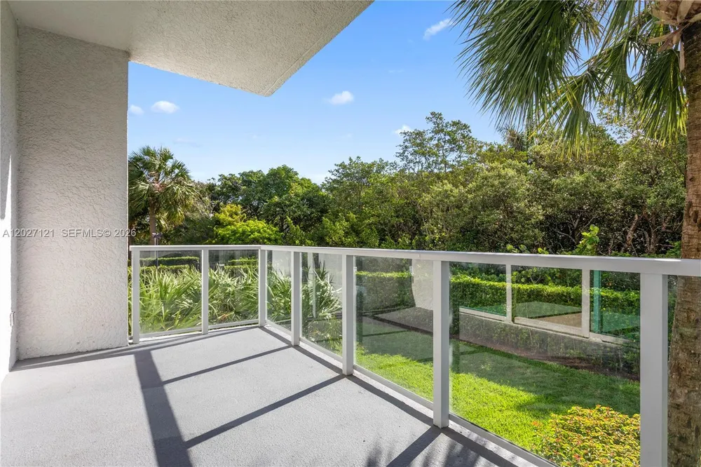 15051 Royal Oaks Ln, North Miami, FL 33181
