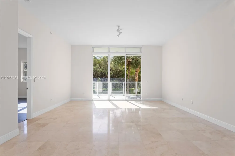 15051 Royal Oaks Ln, North Miami, FL 33181