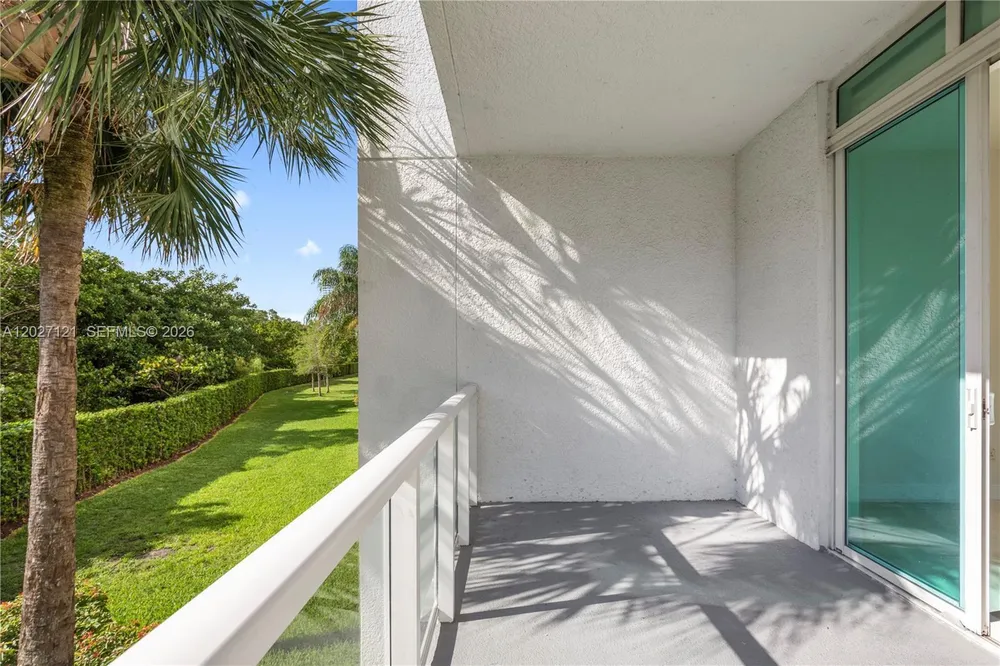 15051 Royal Oaks Ln, North Miami, FL 33181