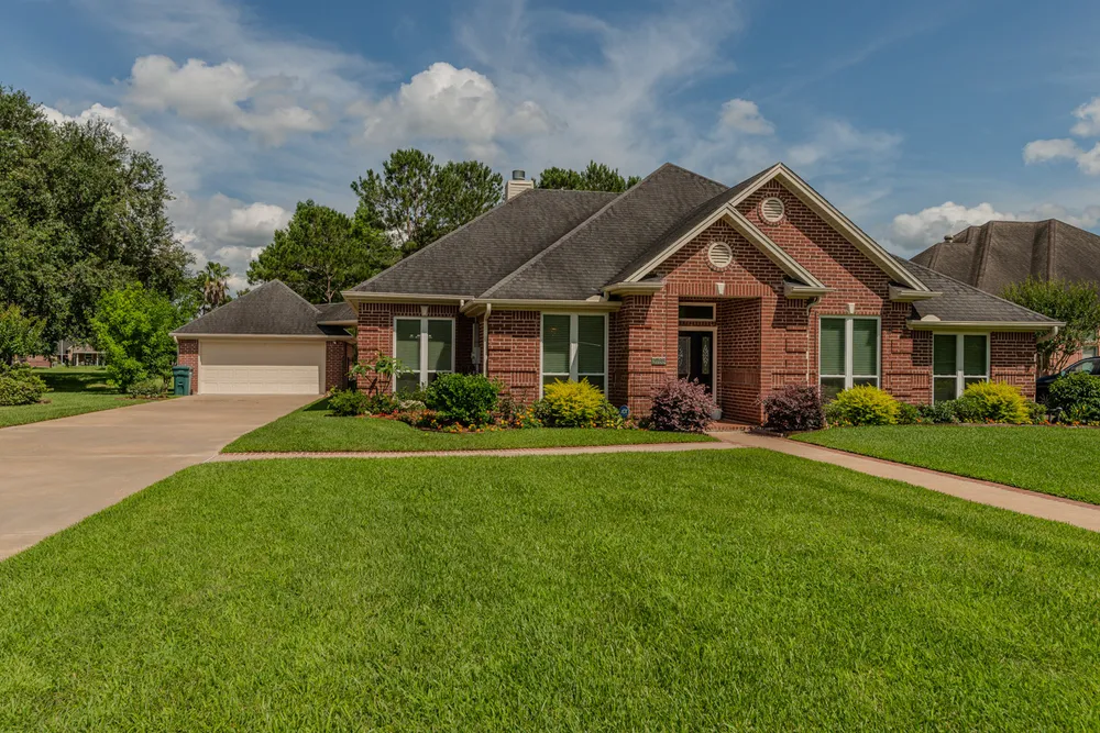3765 Seminole Dr, Beaumont, TX 77707