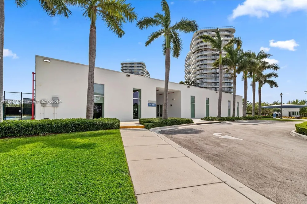 15051 Royal Oaks Ln, North Miami, FL 33181