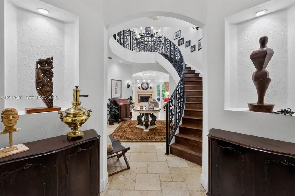 1818 Espanola Dr, Miami, FL 33133