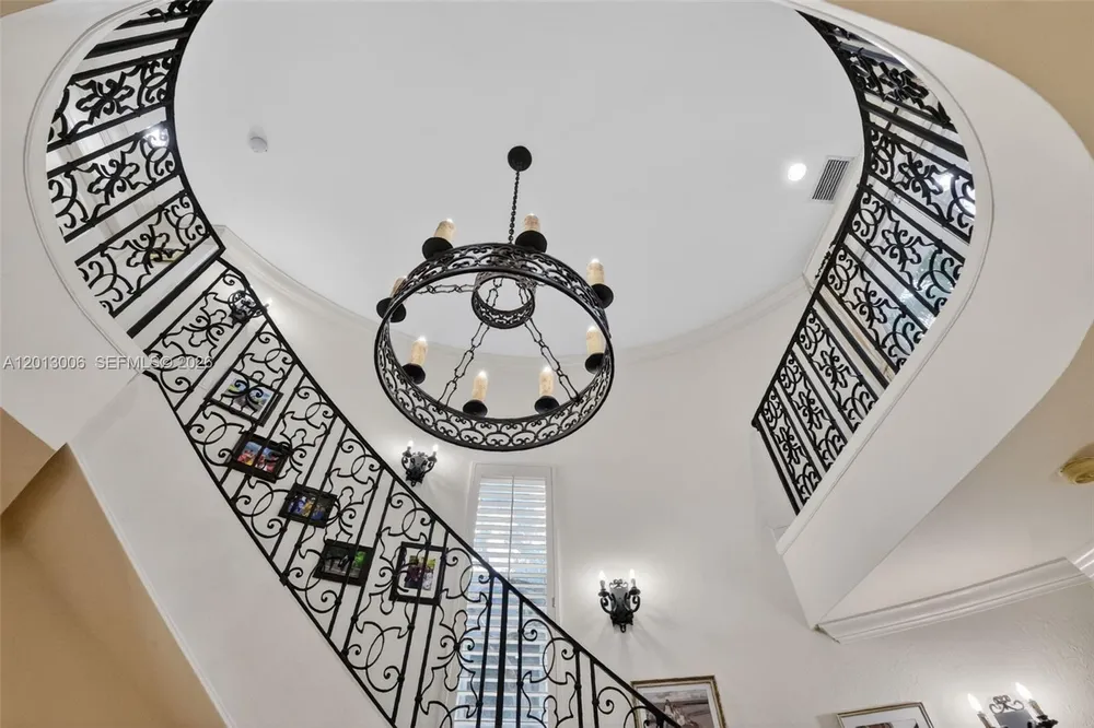 1818 Espanola Dr, Miami, FL 33133