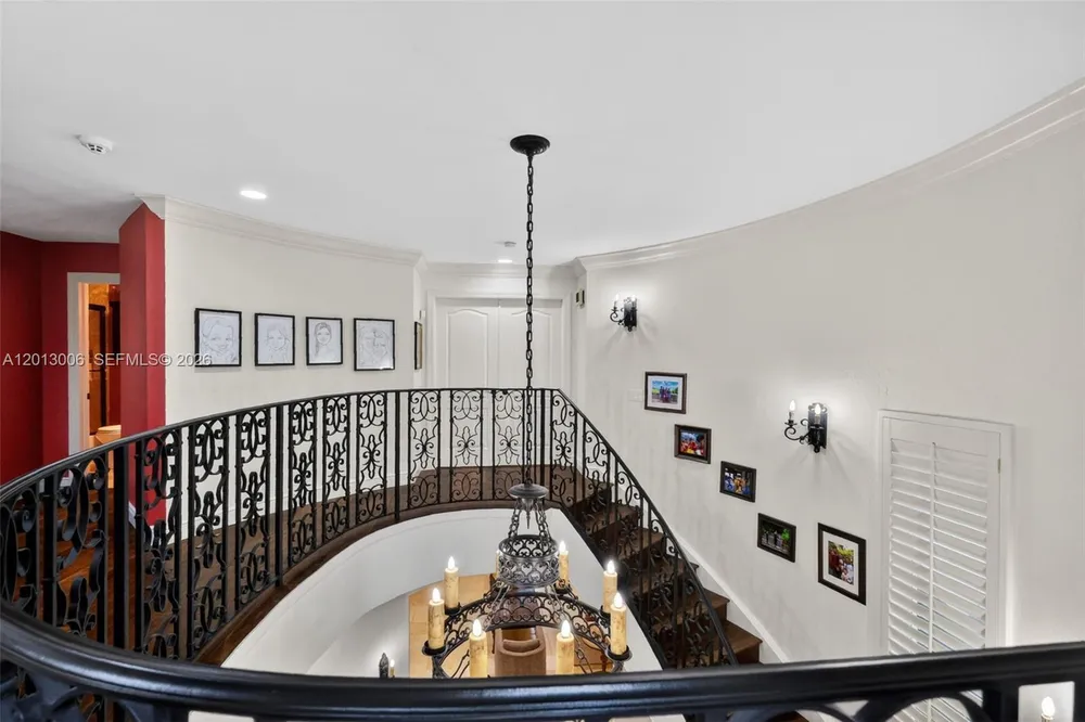 1818 Espanola Dr, Miami, FL 33133