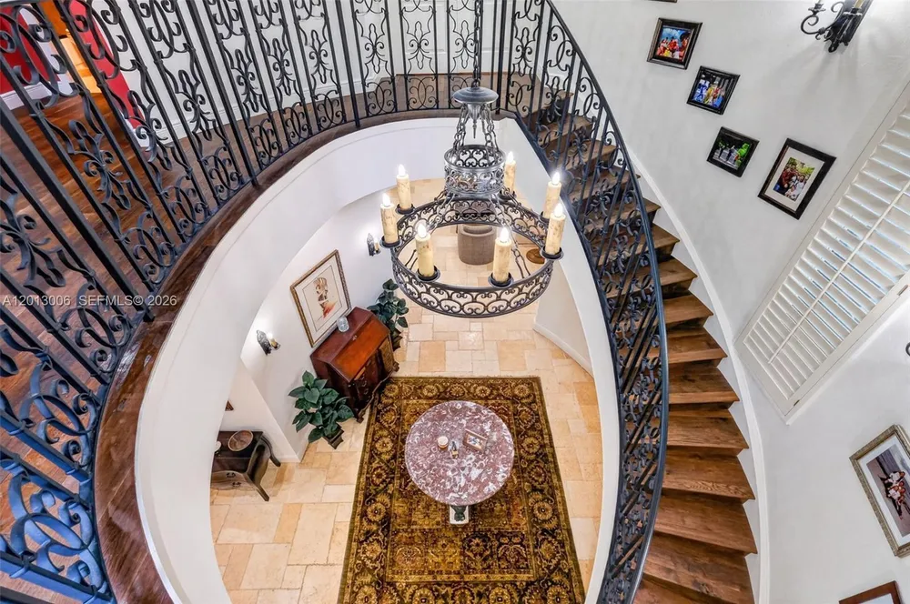 1818 Espanola Dr, Miami, FL 33133