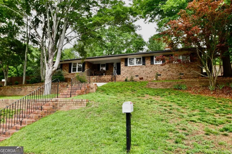 280 Valleybrook Dr, Athens, GA 30606