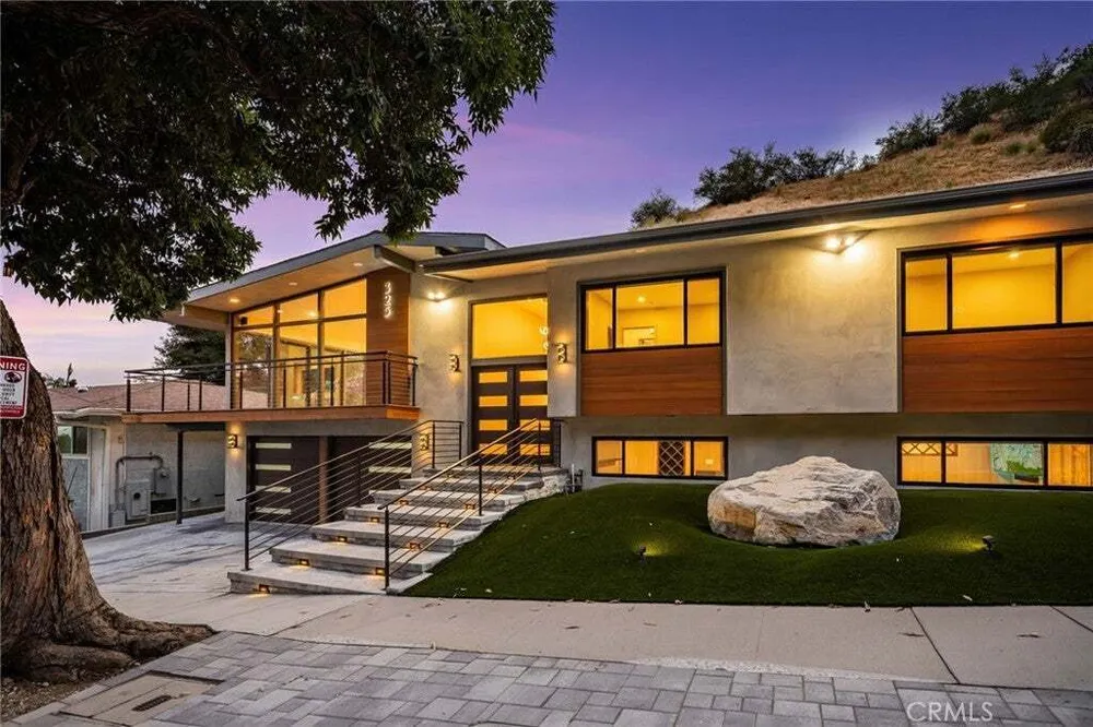 325 N Madison Ave, Monrovia, CA 91016