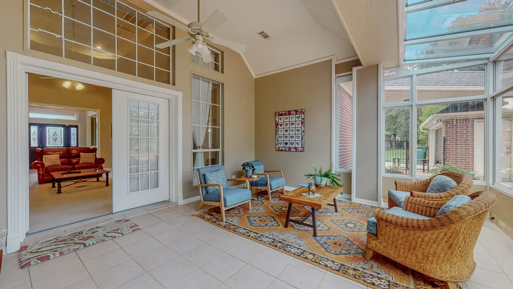 3765 Seminole Dr, Beaumont, TX 77707