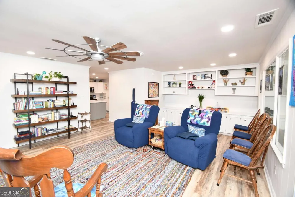 280 Valleybrook Dr, Athens, GA 30606
