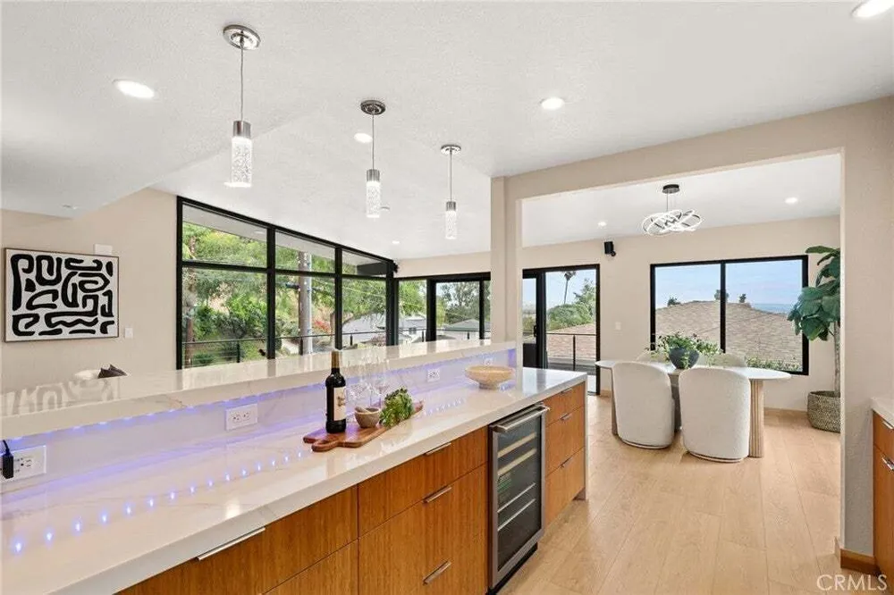 325 N Madison Ave, Monrovia, CA 91016
