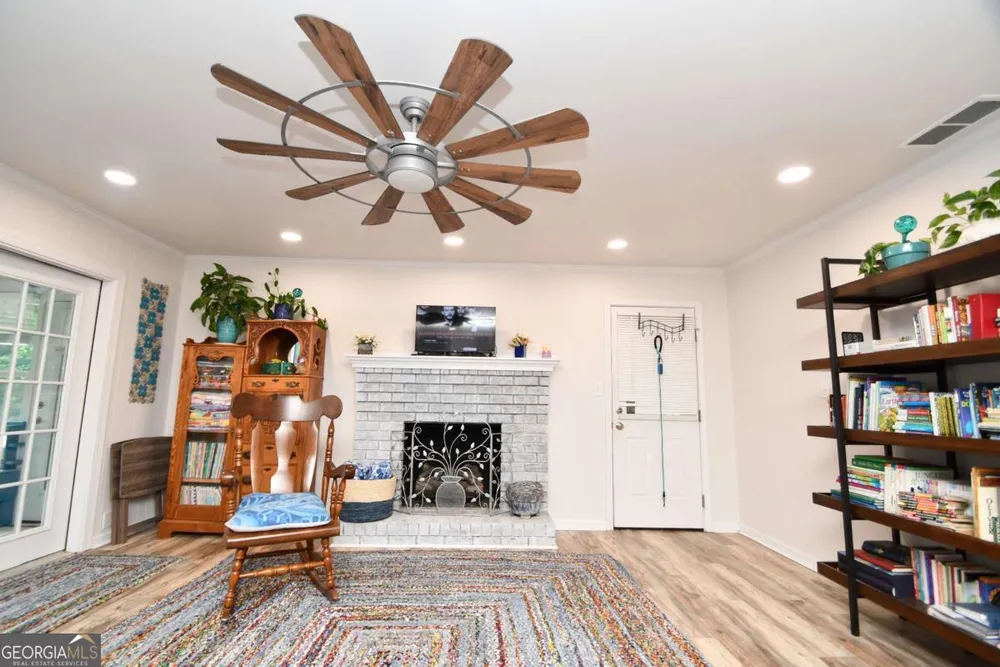 280 Valleybrook Dr, Athens, GA 30606