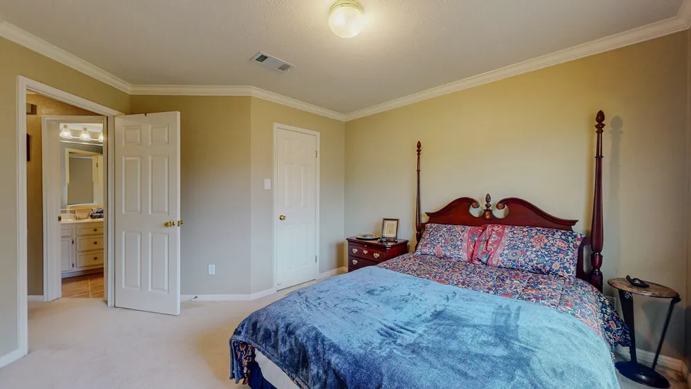 3765 Seminole Dr, Beaumont, TX 77707