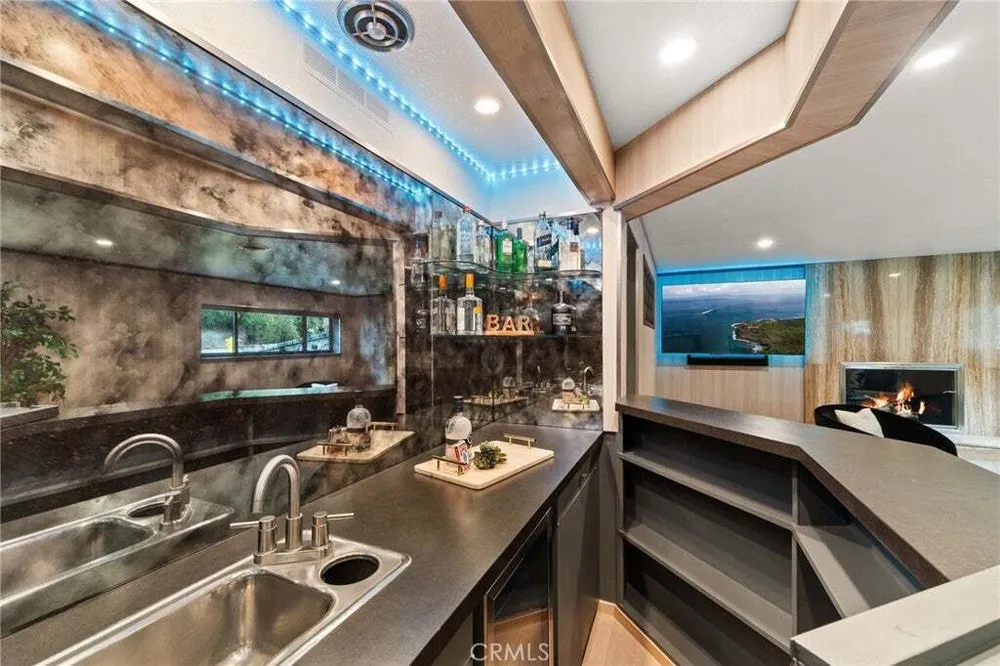 325 N Madison Ave, Monrovia, CA 91016