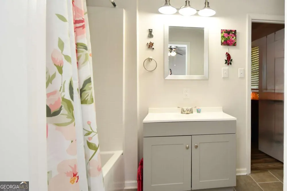 280 Valleybrook Dr, Athens, GA 30606