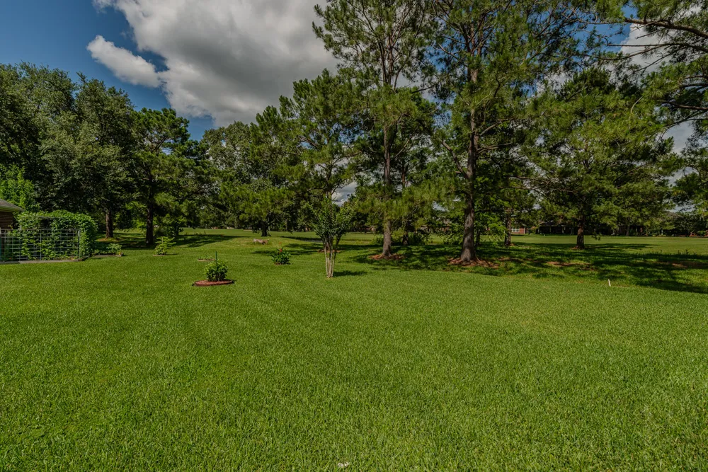 3765 Seminole Dr, Beaumont, TX 77707