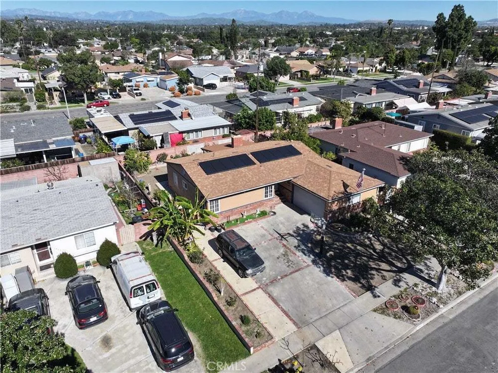 1467 W Roberta Ave, Fullerton, CA 92833