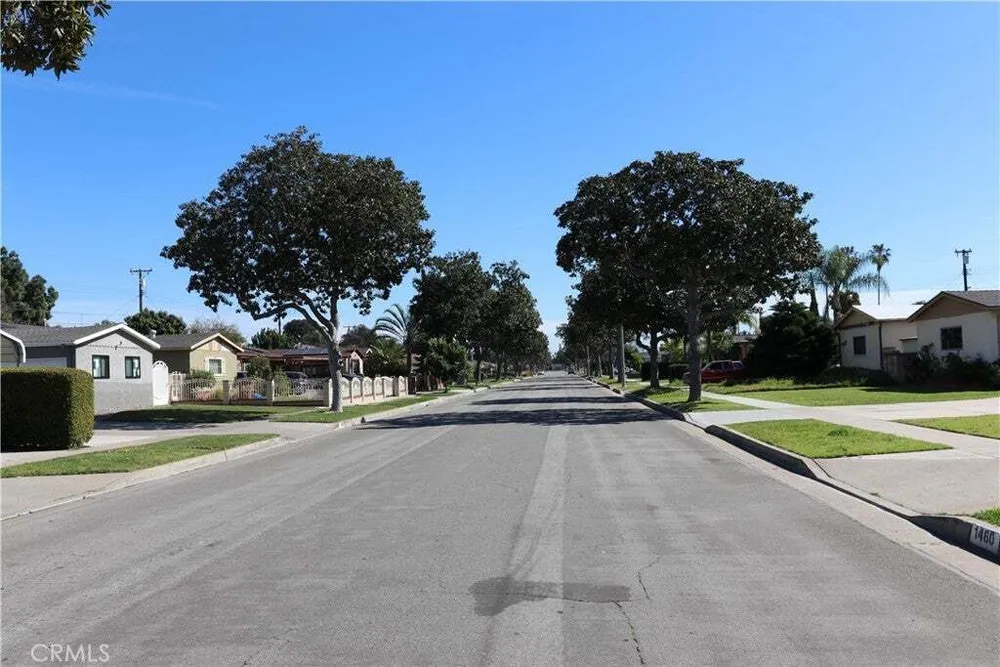 1467 W Roberta Ave, Fullerton, CA 92833