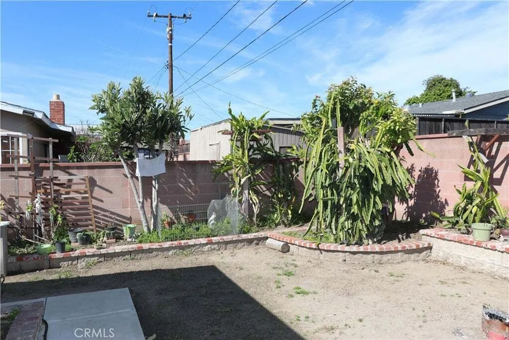 1467 W Roberta Ave, Fullerton, CA 92833