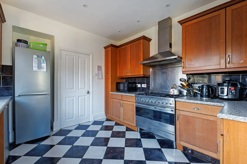 Harnham Road, Salisbury, SP2 photo 6