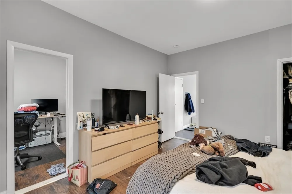 281 Cardinal Medeiros Ave, Cambridge, MA 02141