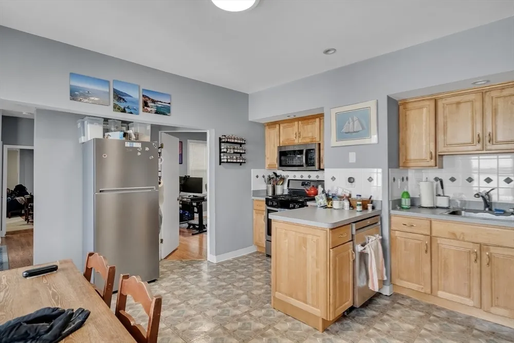 281 Cardinal Medeiros Ave, Cambridge, MA 02141