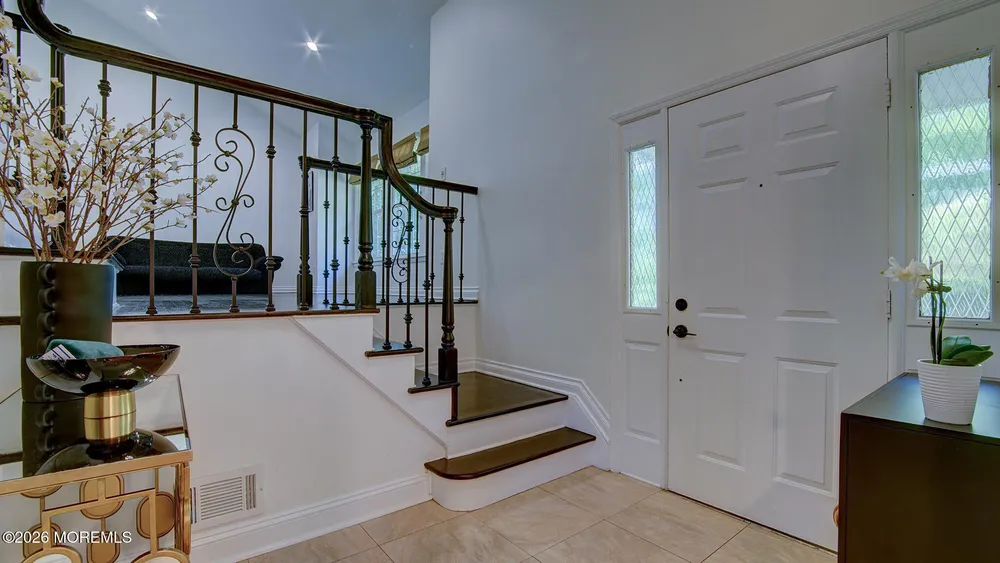 499 Tennent Rd, Morganville, NJ 07751
