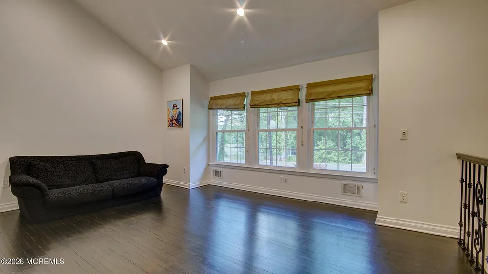 499 Tennent Rd, Morganville, NJ 07751