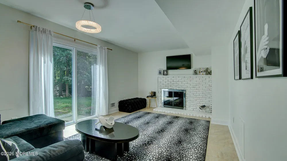 499 Tennent Rd, Morganville, NJ 07751