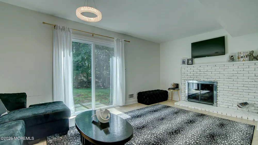 499 Tennent Rd, Morganville, NJ 07751