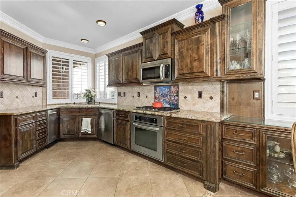 6141 Turnberry Dr, Banning, CA 92220