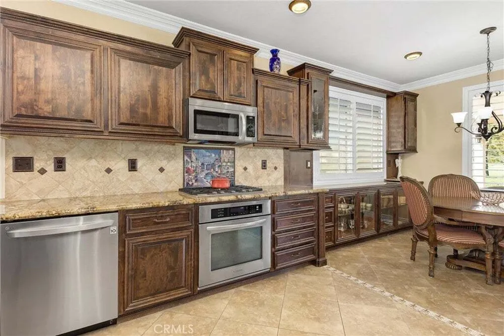 6141 Turnberry Dr, Banning, CA 92220