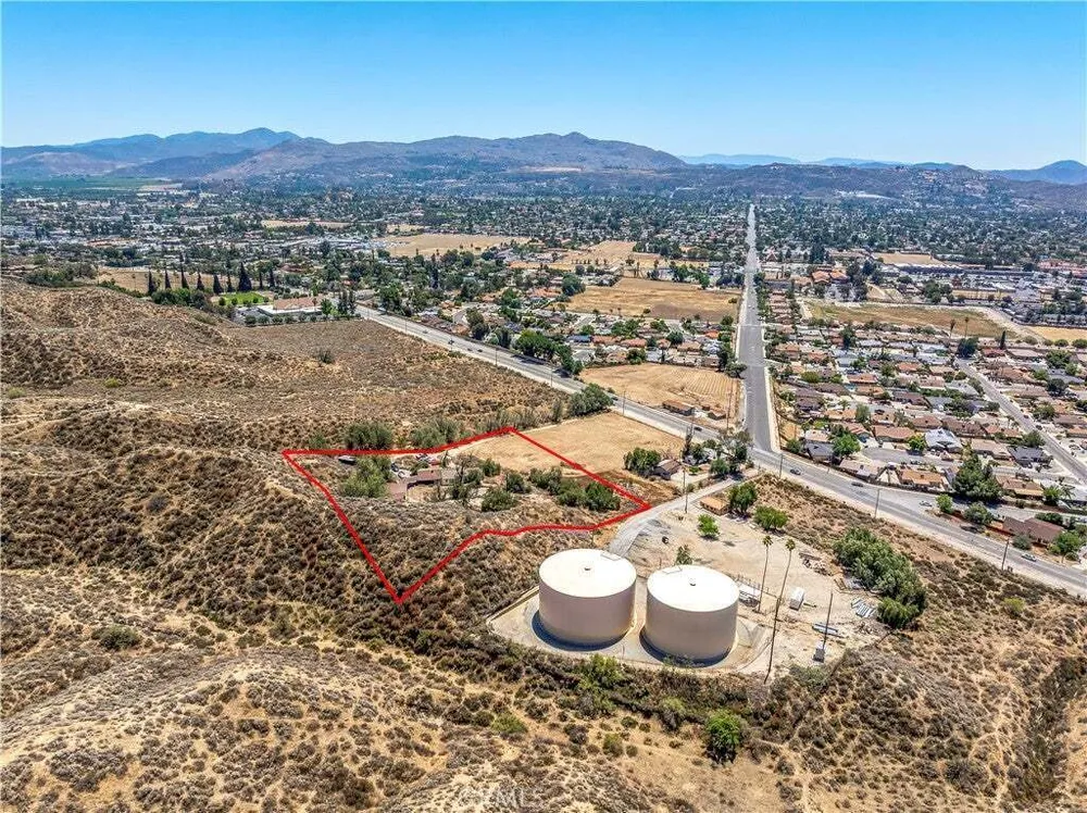 955 Park Ave, San Jacinto, CA 92583