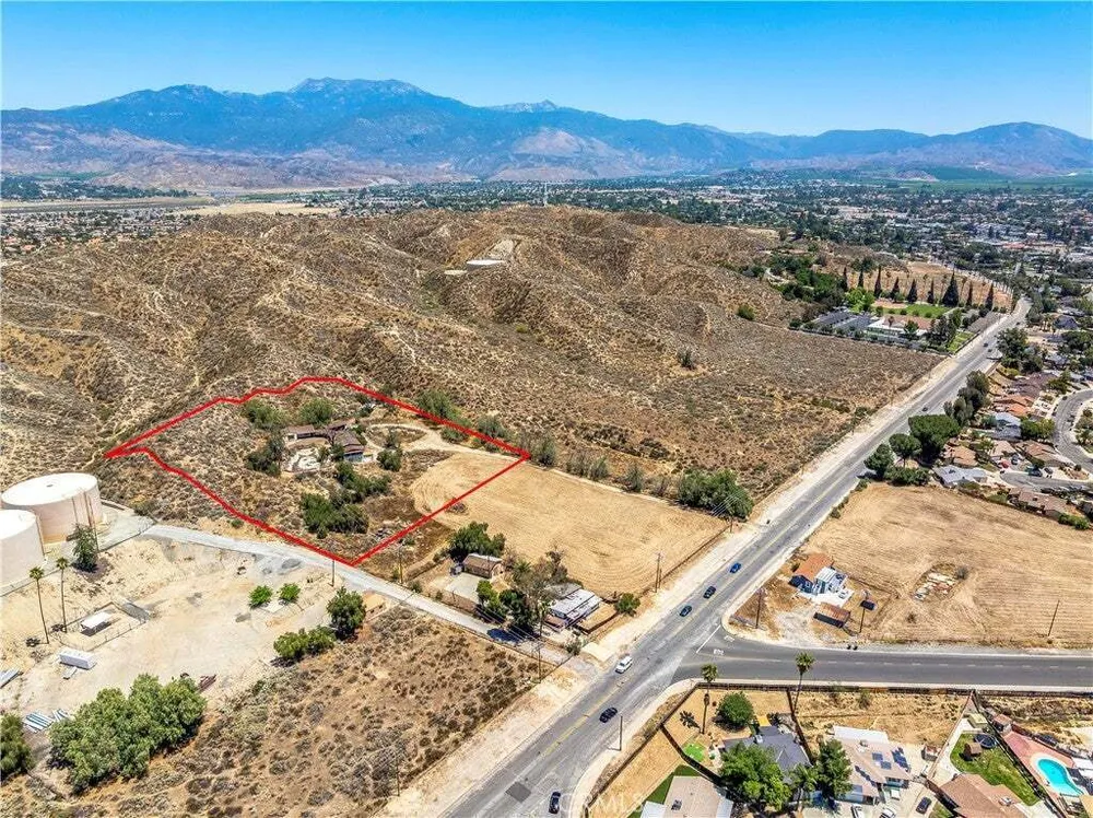 955 Park Ave, San Jacinto, CA 92583