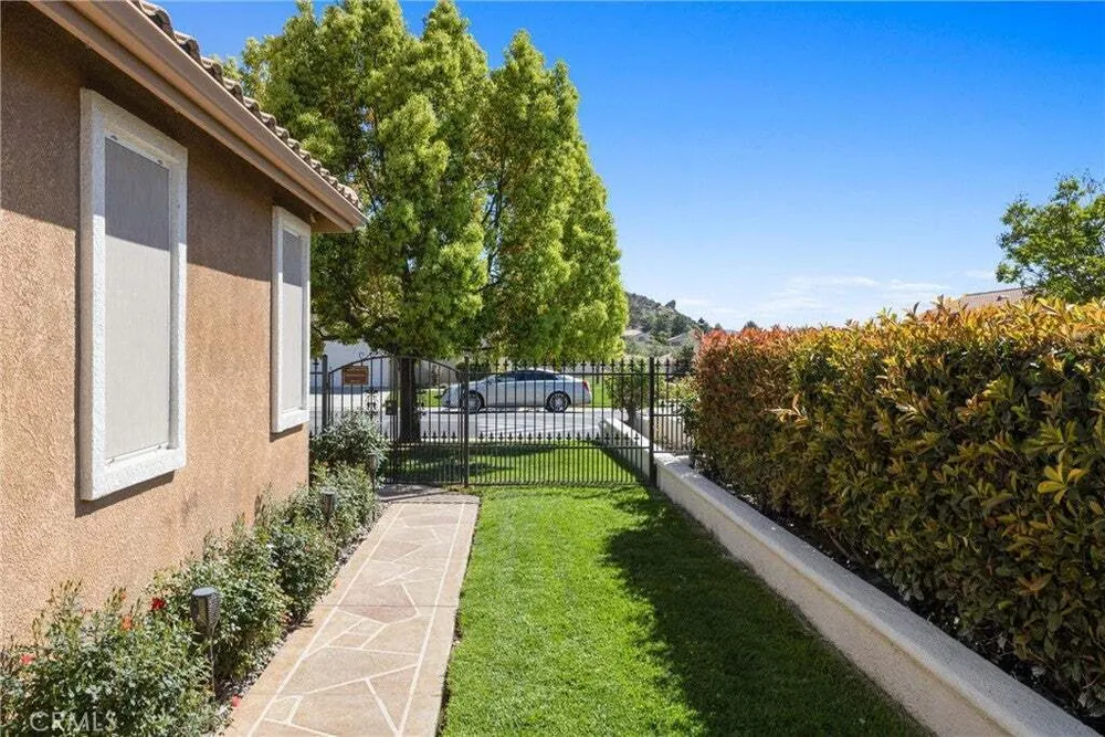 6141 Turnberry Dr, Banning, CA 92220