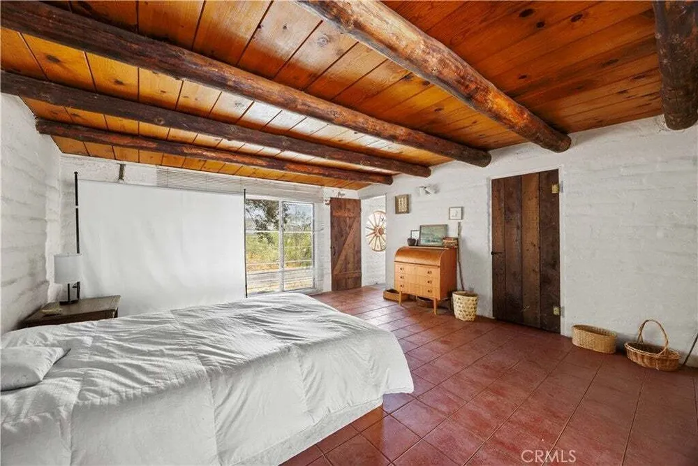 955 Park Ave, San Jacinto, CA 92583