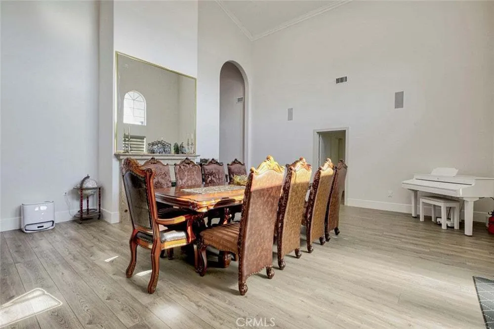 3173 Weldon Ave, Glassell Park, CA 90065-2954