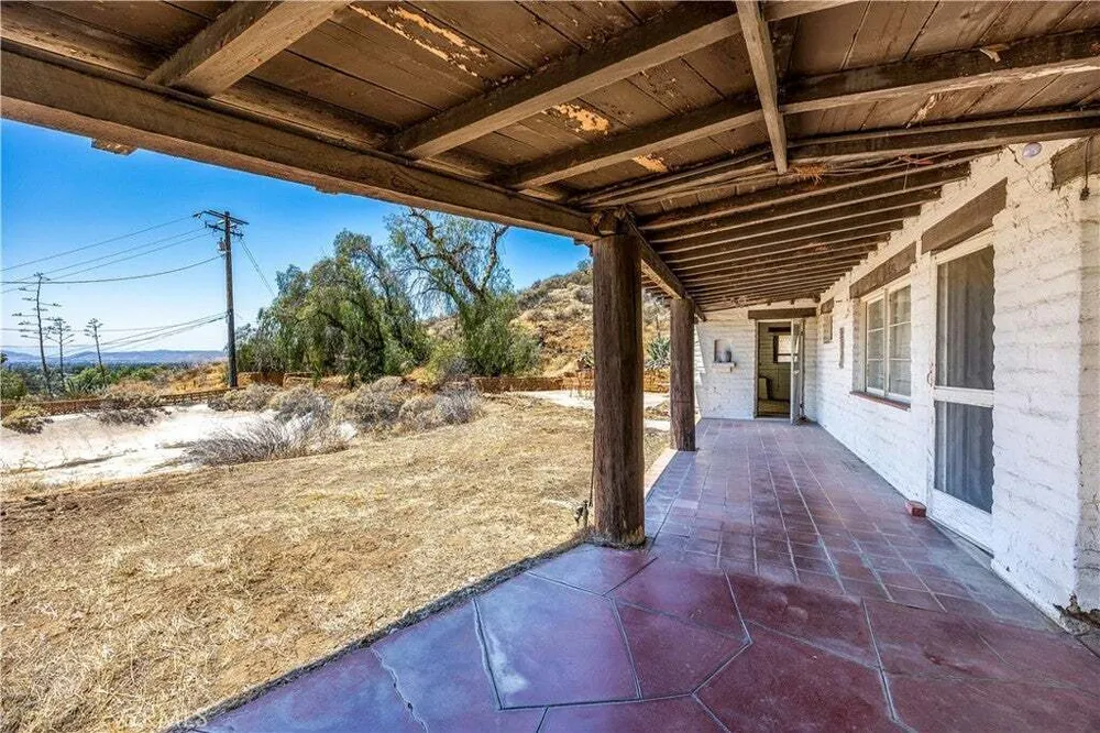 955 Park Ave, San Jacinto, CA 92583