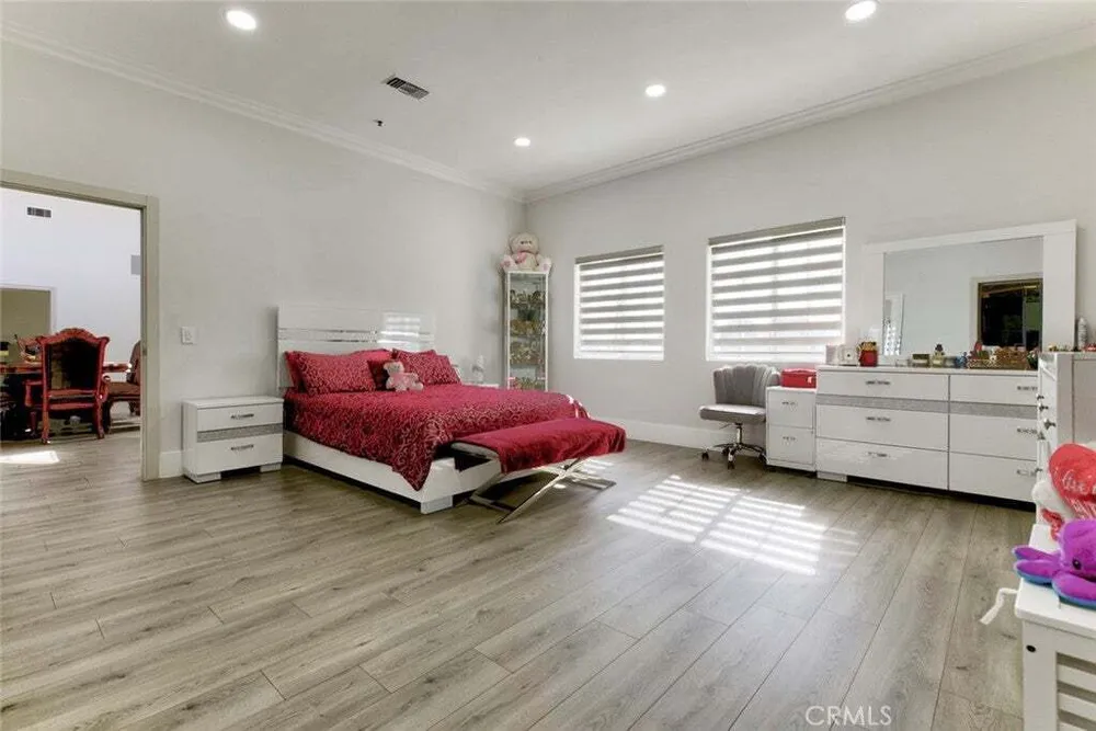 3173 Weldon Ave, Glassell Park, CA 90065-2954