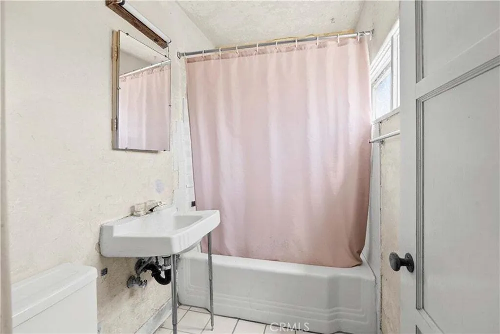 955 Park Ave, San Jacinto, CA 92583