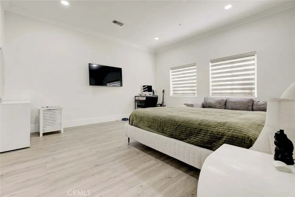 3173 Weldon Ave, Glassell Park, CA 90065-2954