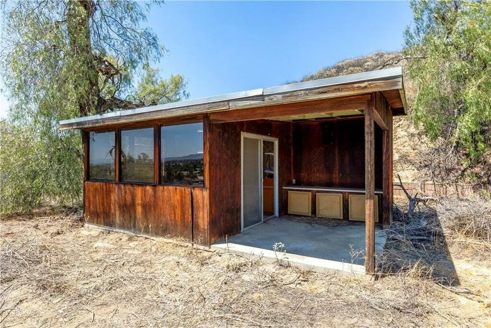 955 Park Ave, San Jacinto, CA 92583