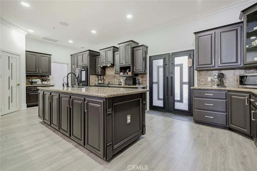 3173 Weldon Ave, Glassell Park, CA 90065-2954