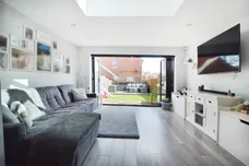Hellen Way, Watford
