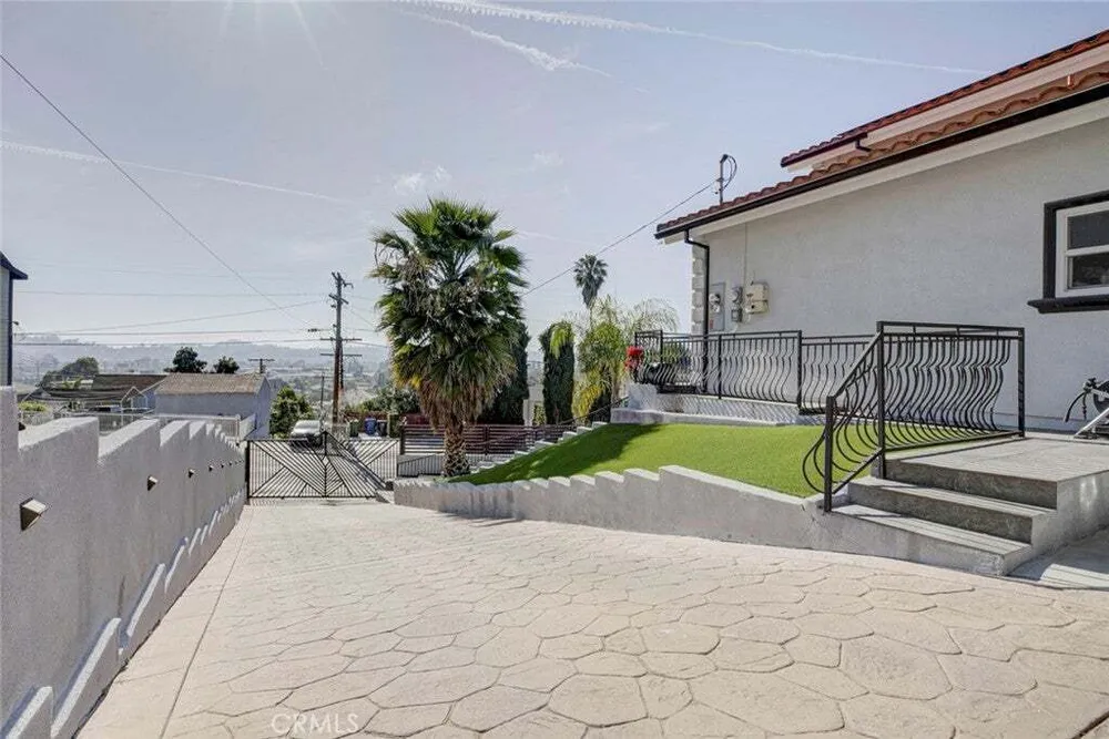 3173 Weldon Ave, Glassell Park, CA 90065-2954