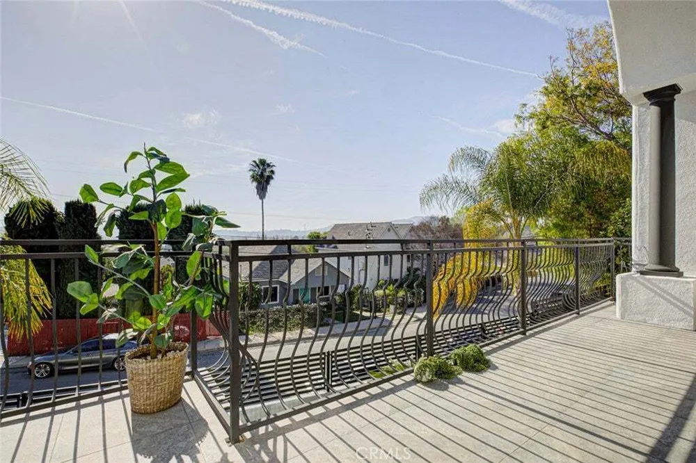 3173 Weldon Ave, Glassell Park, CA 90065-2954