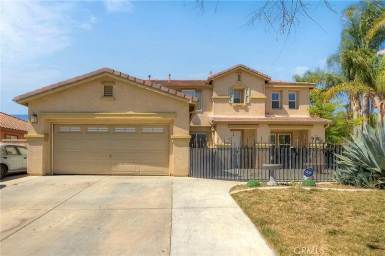 977 Saltbush Ln, Hemet, CA 92545