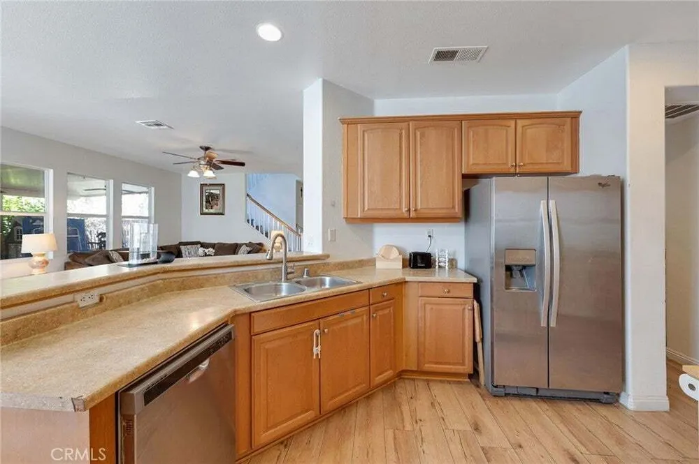 977 Saltbush Ln, Hemet, CA 92545